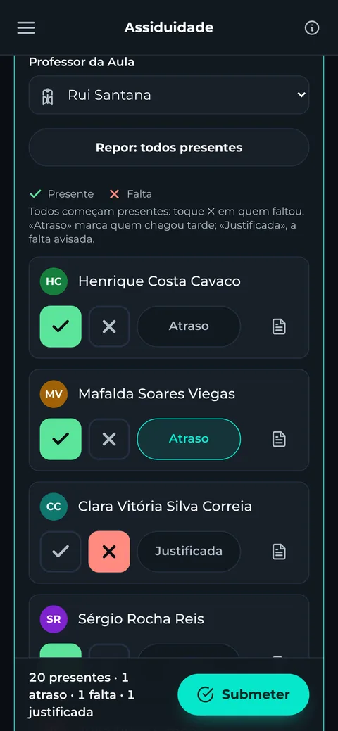 Folha de presenças no telemóvel do treinador